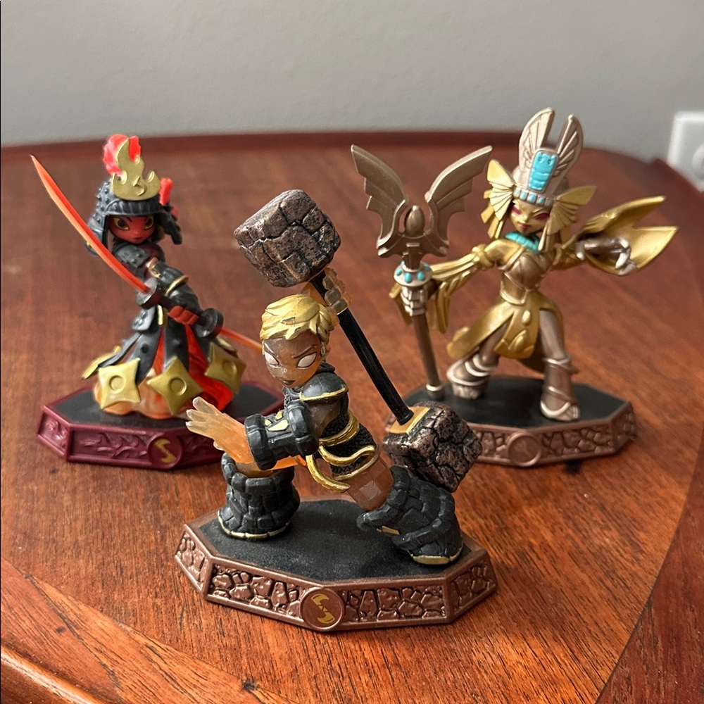 Skylanders 3 lot Master Sensei Ember Sensei Master Barbella Earth Golden Queen